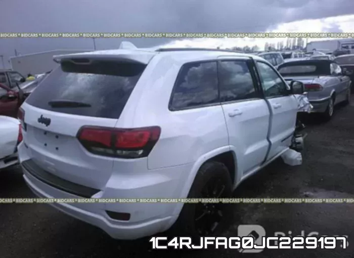 Jeep Grand Cherokee, Laredo