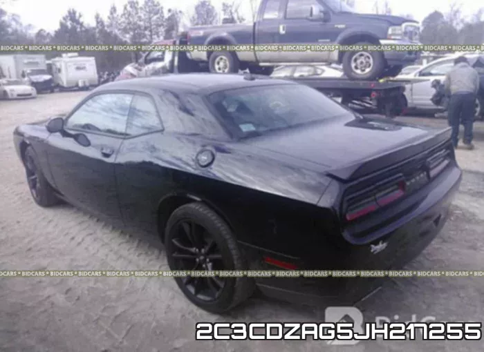 2C3CDZAG5JH217255_3.webp