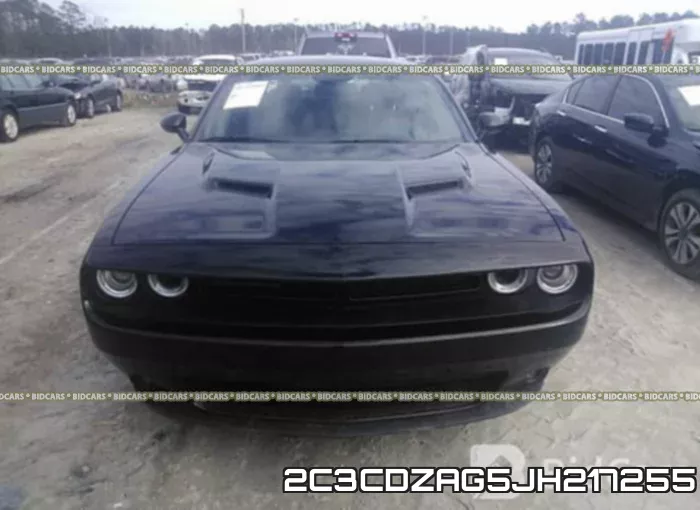 2C3CDZAG5JH217255_6.webp