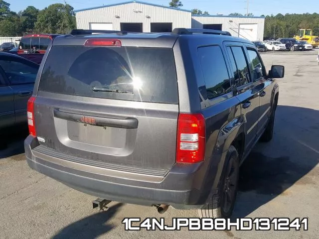 1C4NJPBB8HD131241_4.webp