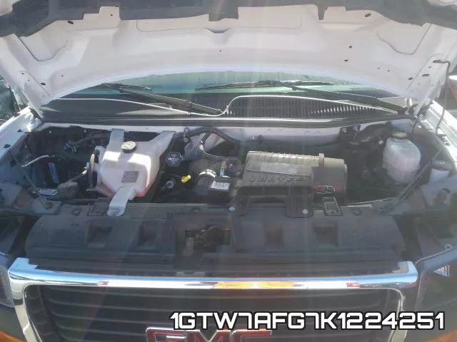 1GTW7AFG7K1224251_7.webp