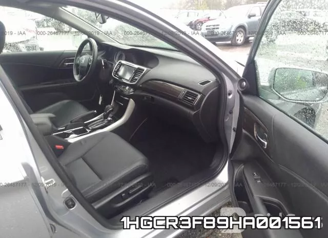1HGCR3F89HA001561_5.webp