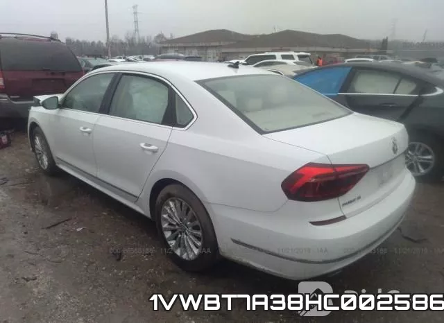 1VWBT7A38HC002586_3.webp