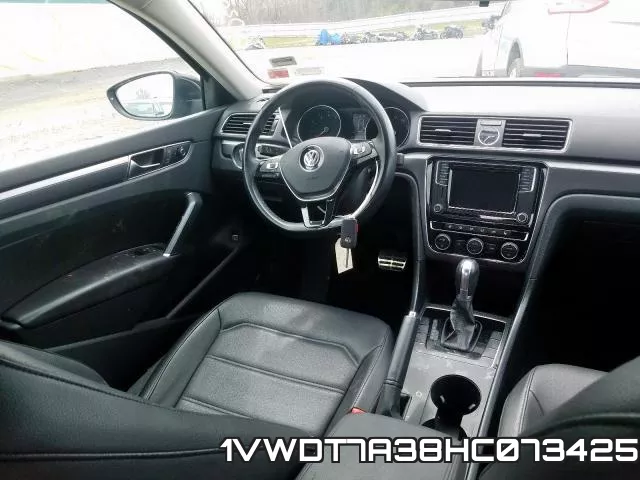 1VWDT7A38HC073425_9.webp