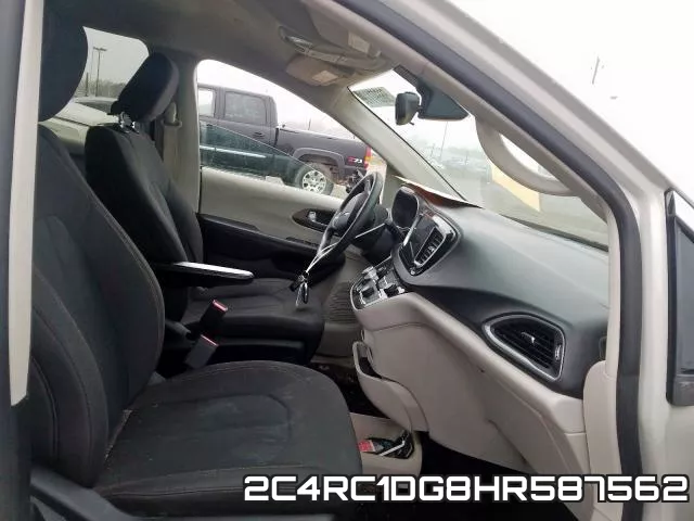 2C4RC1DG8HR587562