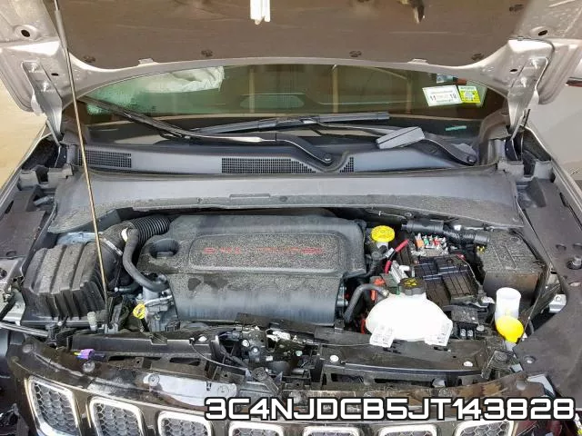 3C4NJDCB5JT143828