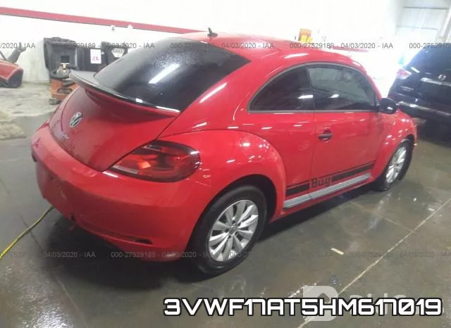3VWF17AT5HM617019_4.webp
