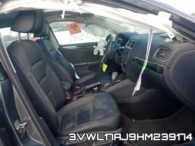 3VWL17AJ9HM239174_5.webp