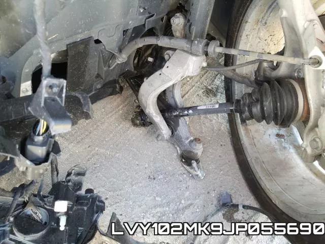 LVY102MK9JP055690_9.webp