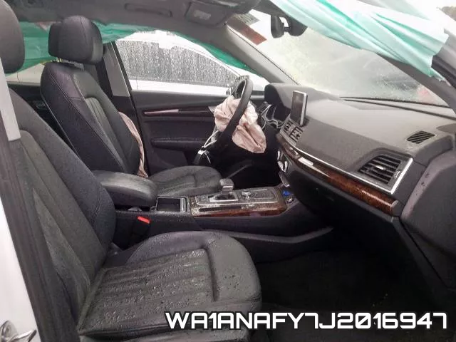WA1ANAFY7J2016947_5.webp