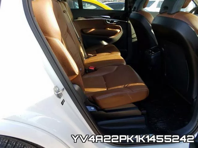 YV4A22PK1K1455242_6.webp