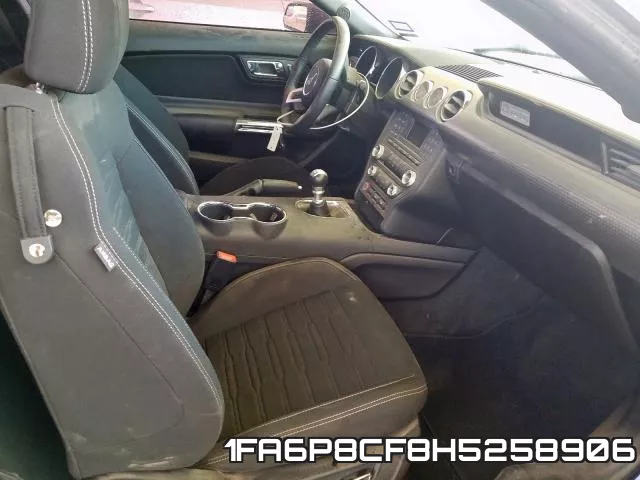 1FA6P8CF8H5258906_5.webp