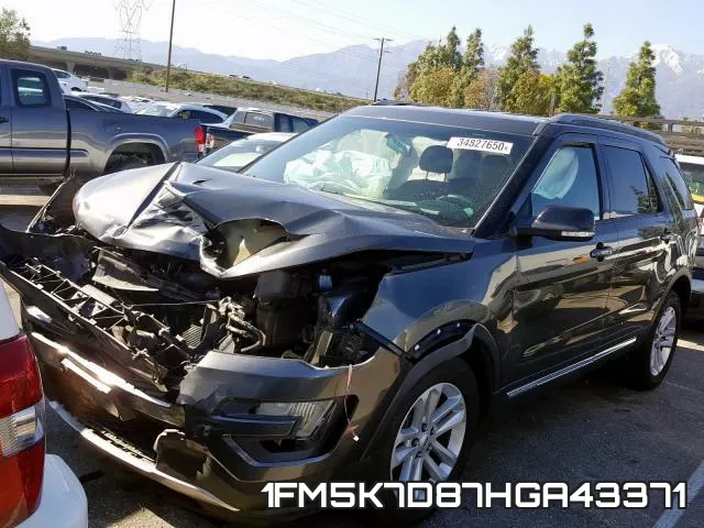 1FM5K7D87HGA43371_2.webp