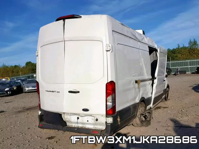 1FTBW3XM1JKA28686_4.webp