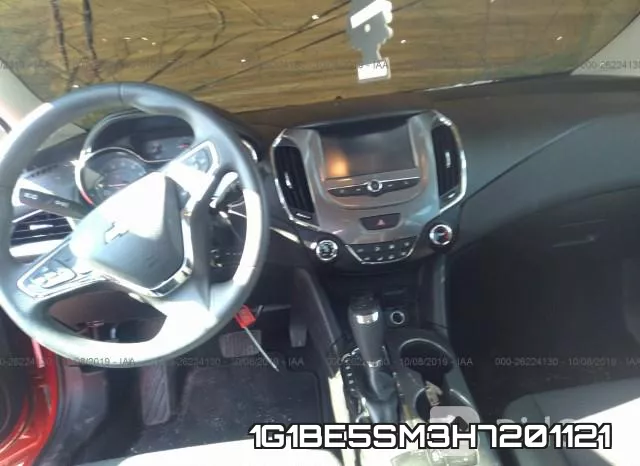 1G1BE5SM3H7201121_5.webp