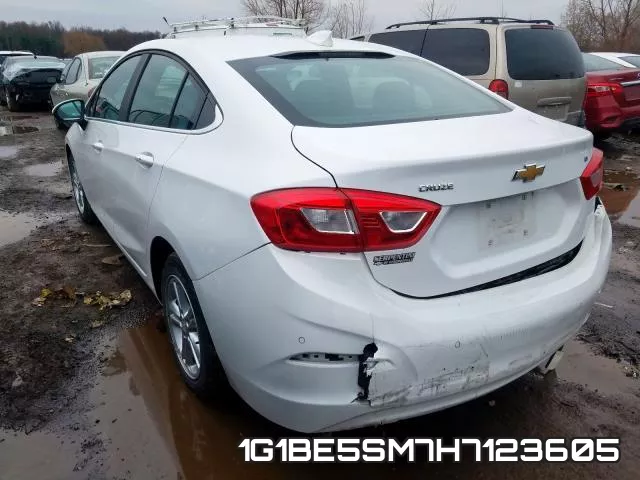 1G1BE5SM7H7123605_3.webp
