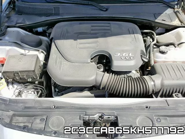 2C3CCABG5KH577792_7.webp