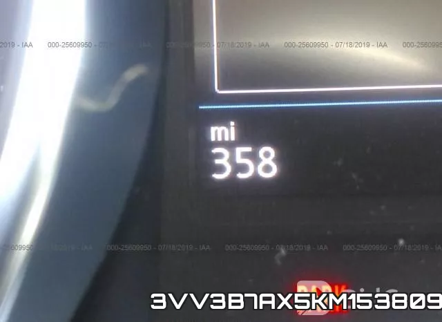 3VV3B7AX5KM153809_7.webp
