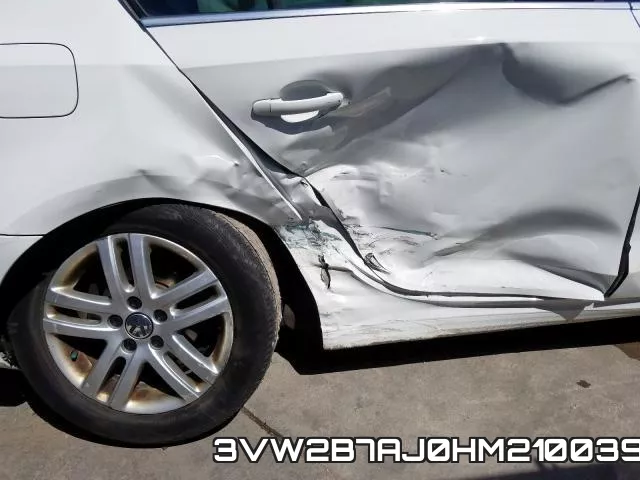 3VW2B7AJ0HM210039_9.webp