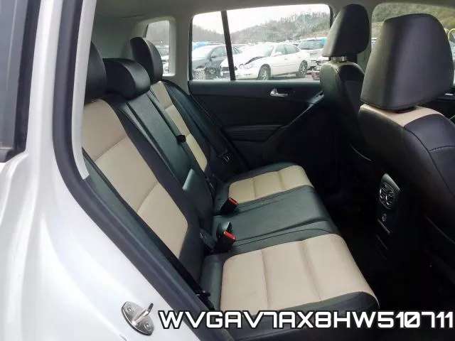 WVGAV7AX8HW510711_6.webp