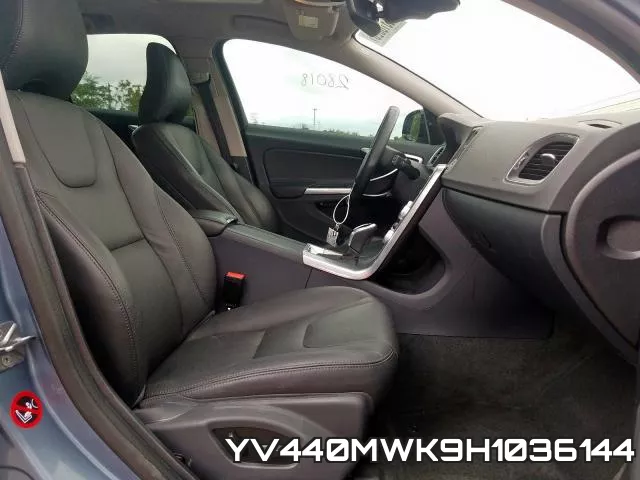 YV440MWK9H1036144