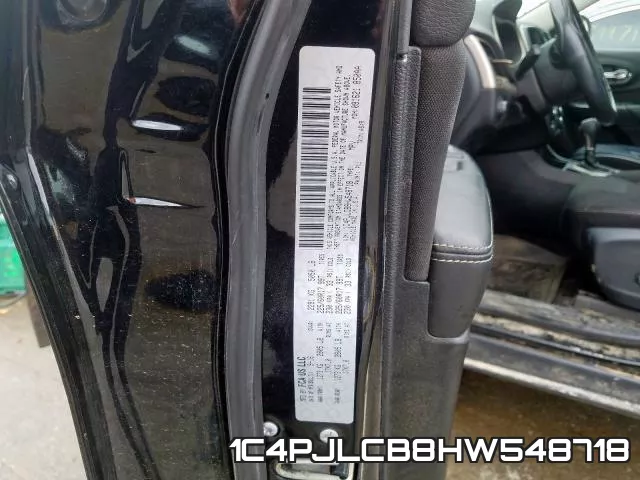 1C4PJLCB8HW548718