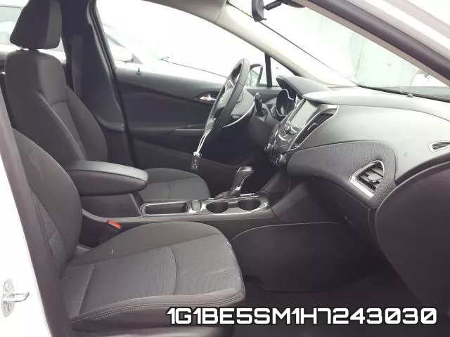 1G1BE5SM1H7243030_5.webp