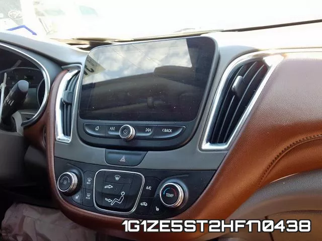 1G1ZE5ST2HF170438