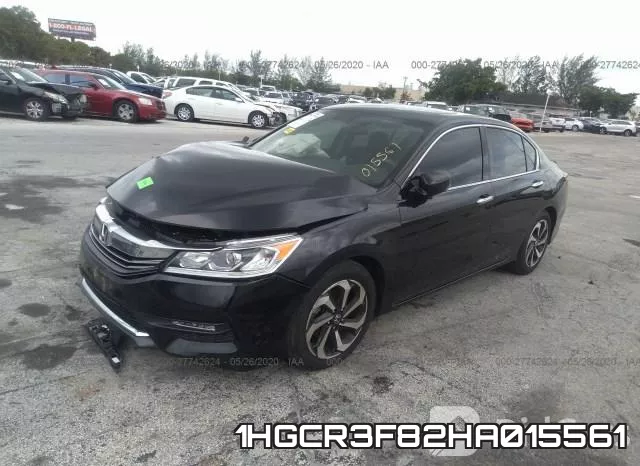 1HGCR3F82HA015561_2.webp