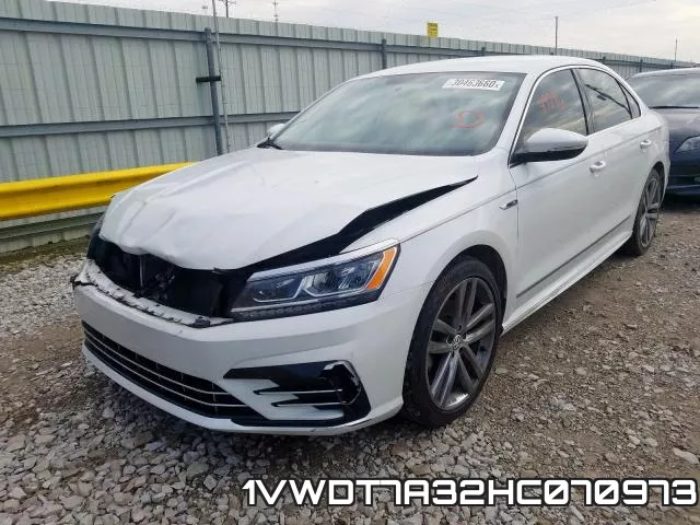 1VWDT7A32HC070973_2.webp