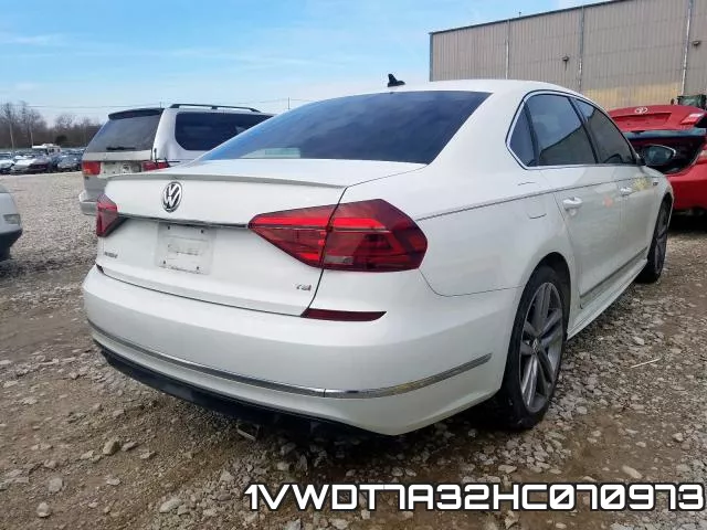 1VWDT7A32HC070973_4.webp