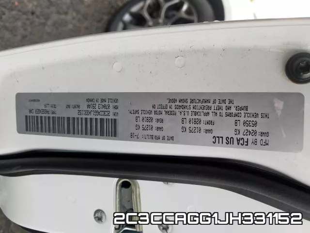 2C3CCAGG1JH331152_10.webp