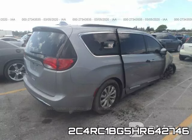 2C4RC1BG5HR642746_4.webp
