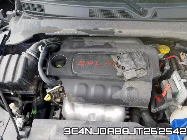 3C4NJDAB8JT262542_7.webp