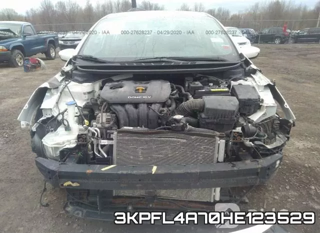 3KPFL4A70HE123529_6.webp