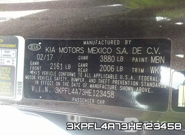 3KPFL4A73HE123458_9.webp