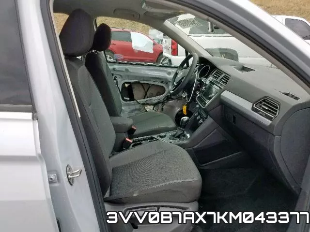 3VV0B7AX7KM043377_5.webp