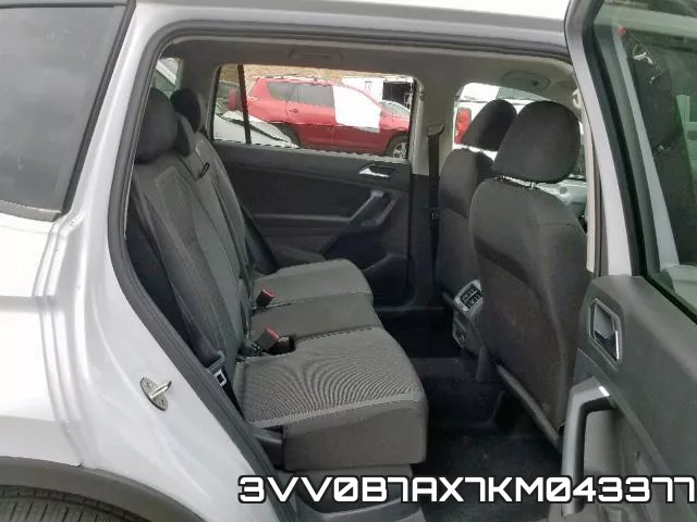 3VV0B7AX7KM043377_6.webp