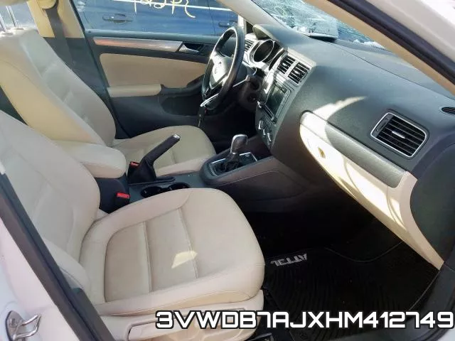 3VWDB7AJXHM412749