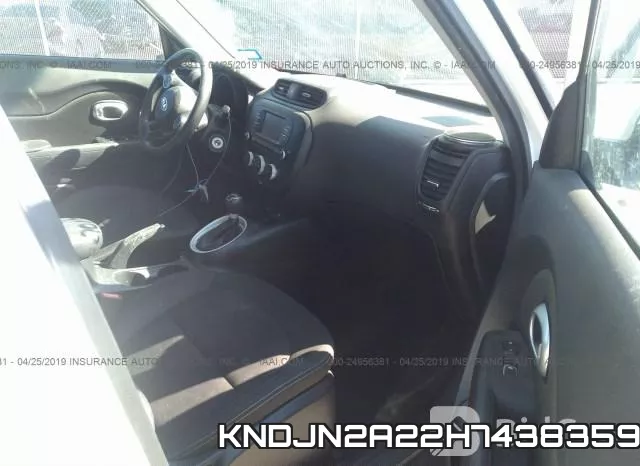 KNDJN2A22H7438359_5.webp