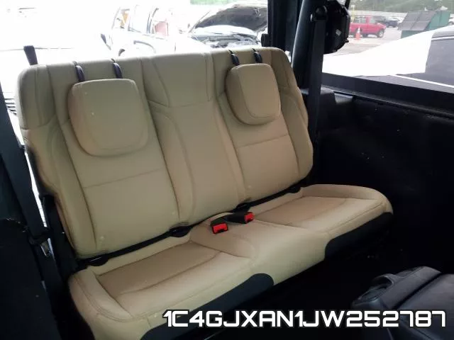 1C4GJXAN1JW252787_6.webp