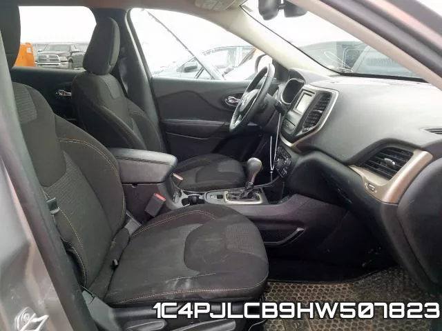 1C4PJLCB9HW507823_5.webp