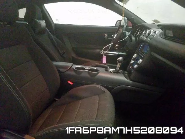 1FA6P8AM7H5208094_5.webp