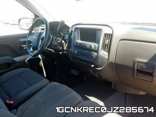 1GCNKREC0JZ285674_9.webp