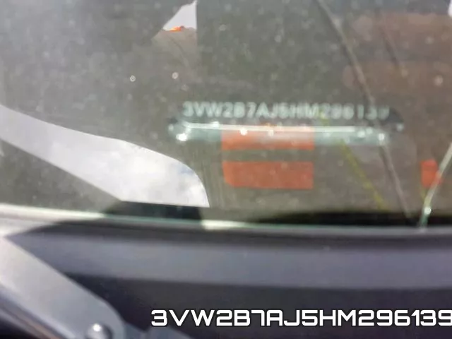 3VW2B7AJ5HM296139_10.webp