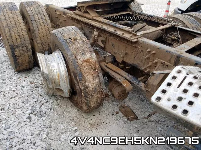 4V4NC9EH5KN219675_9.webp