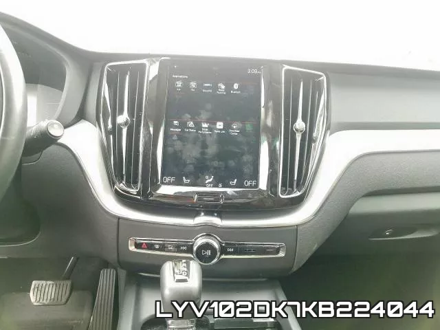 LYV102DK7KB224044_9.webp