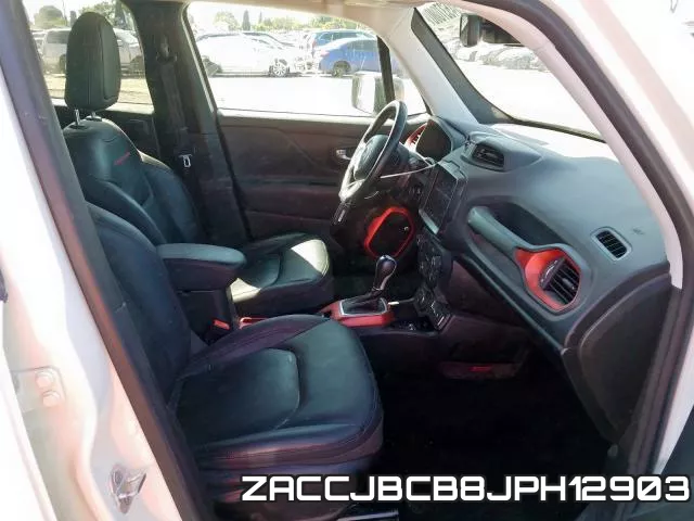 ZACCJBCB8JPH12903_5.webp