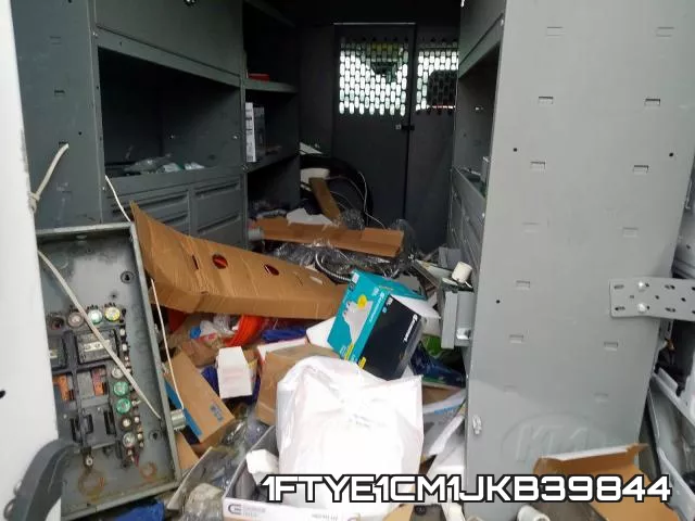 1FTYE1CM1JKB39844_6.webp