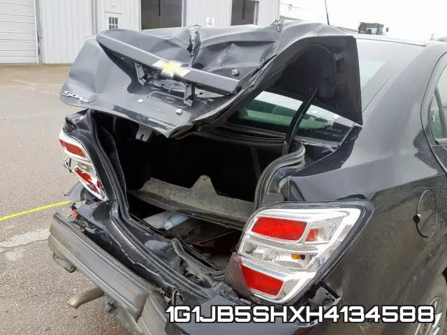 1G1JB5SHXH4134588_9.webp